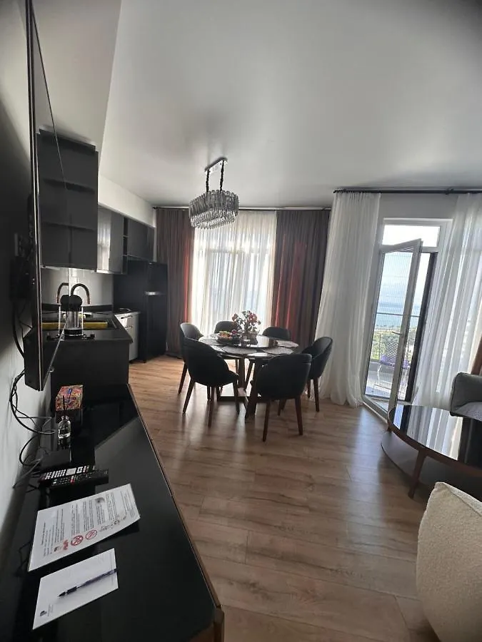 Prestigio Sea View Apart Batumi Apartment